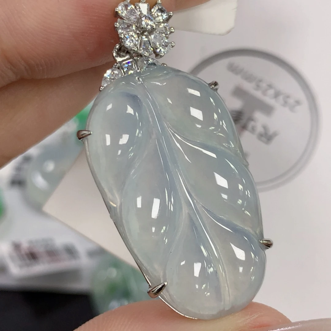 颈饰银S925镶嵌翡翠