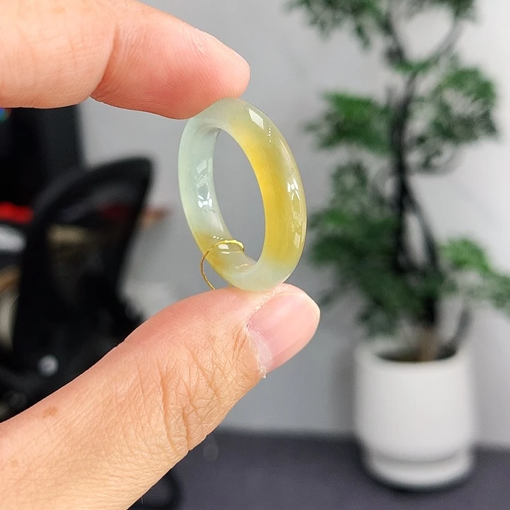 翡翠未镶嵌戒指21号