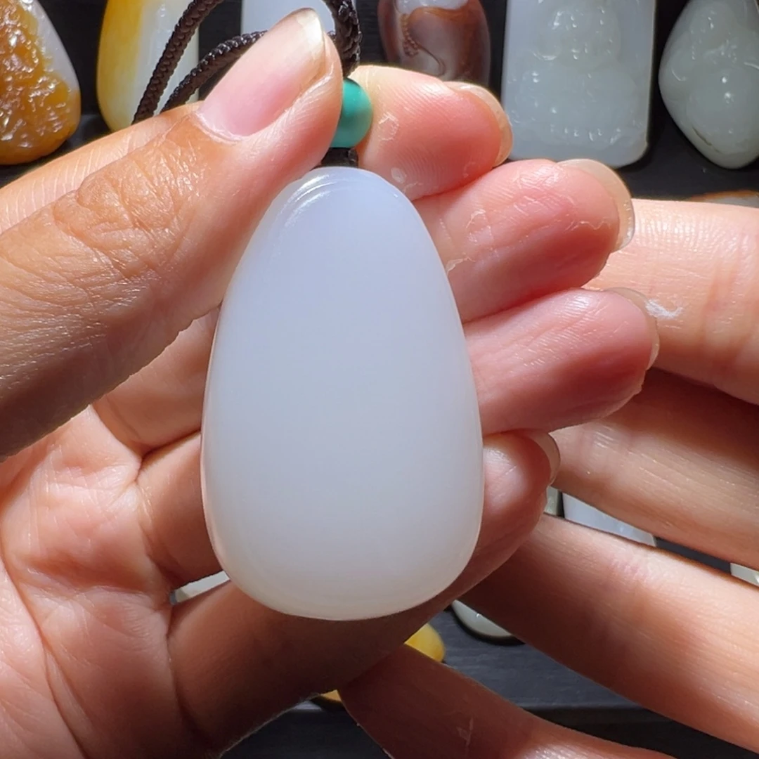 我***奇和田玉未镶嵌颈饰