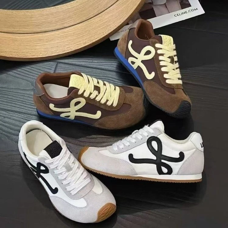 王一博同款德训鞋女2025新款平底阿甘鞋休闲运动鞋