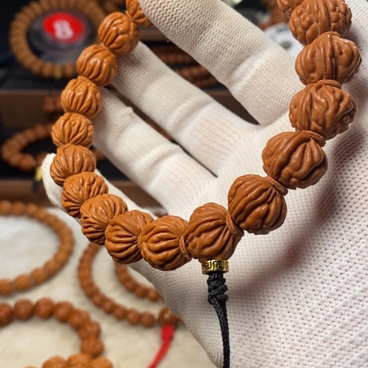 桃核吊坠秦岭龙纹桃核