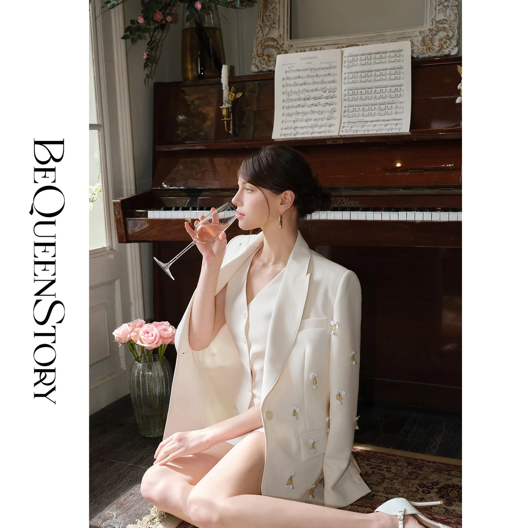 余潇潇【英伦世家】2025高定西装外套&V领马夹&微A短裤