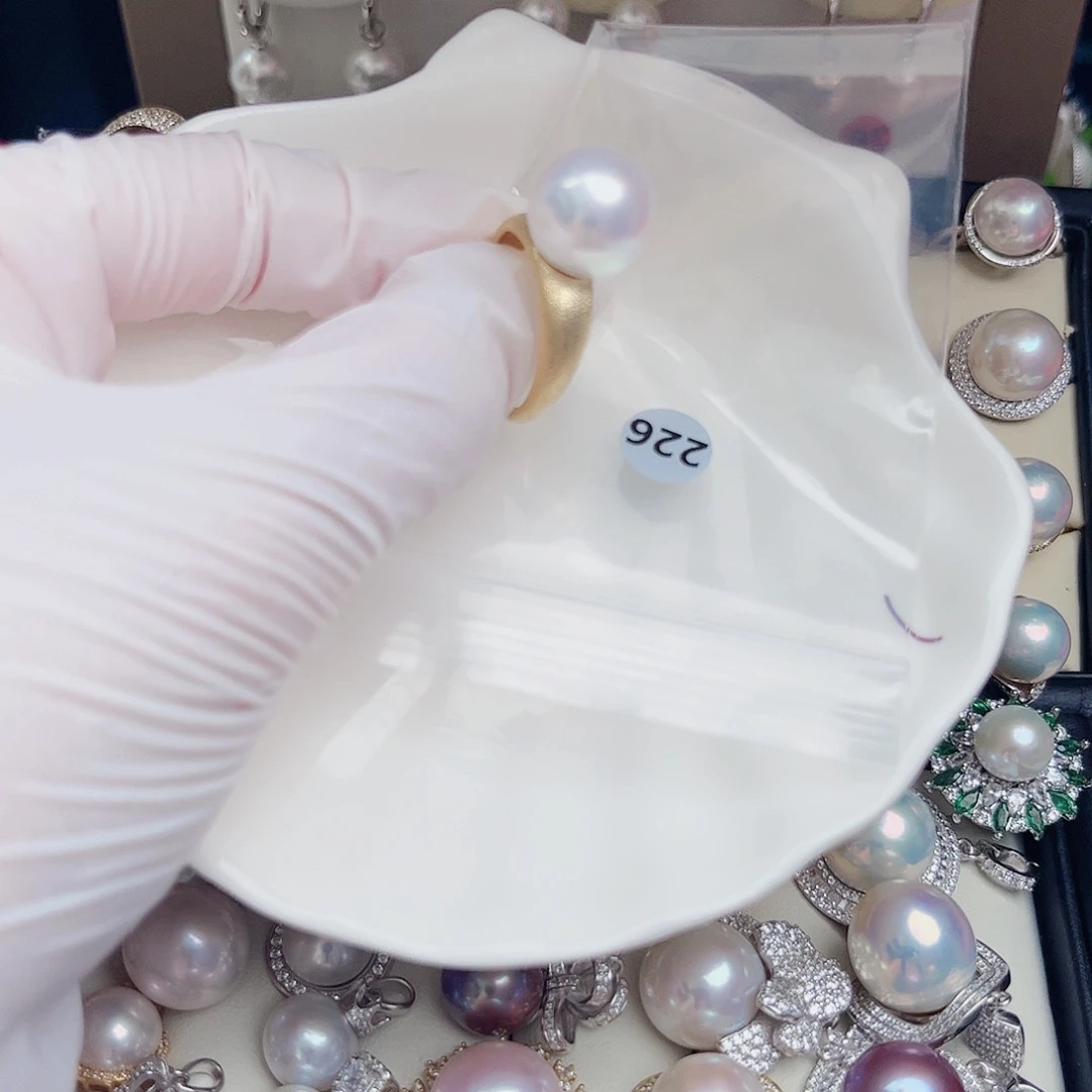 银S925镶嵌淡水珍珠耳饰