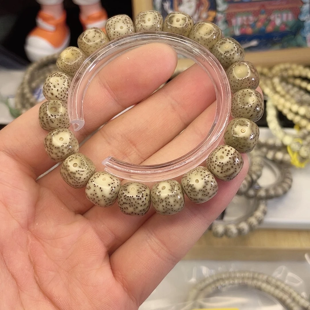 吊坠星月菩提8441