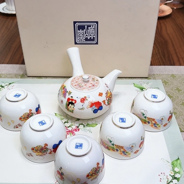 瓷片杯子杯子杯子杯子水杯杯子
