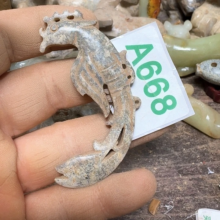 和田玉颈饰未镶嵌清**然