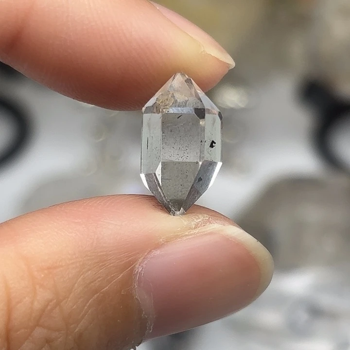 水晶颈饰未镶嵌指纹散墨闪灵钻