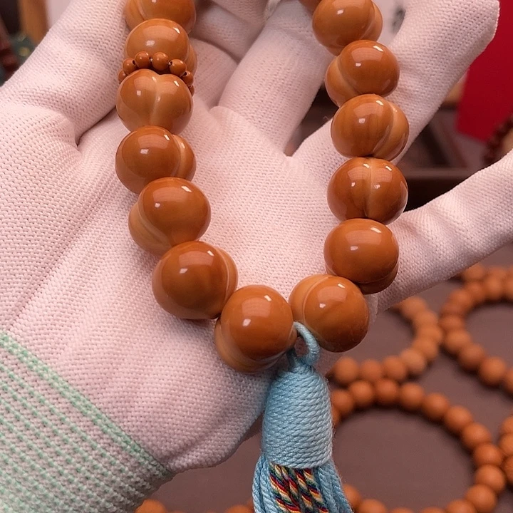 猴头核桃吊坠全品聚宝盆光面屁桃