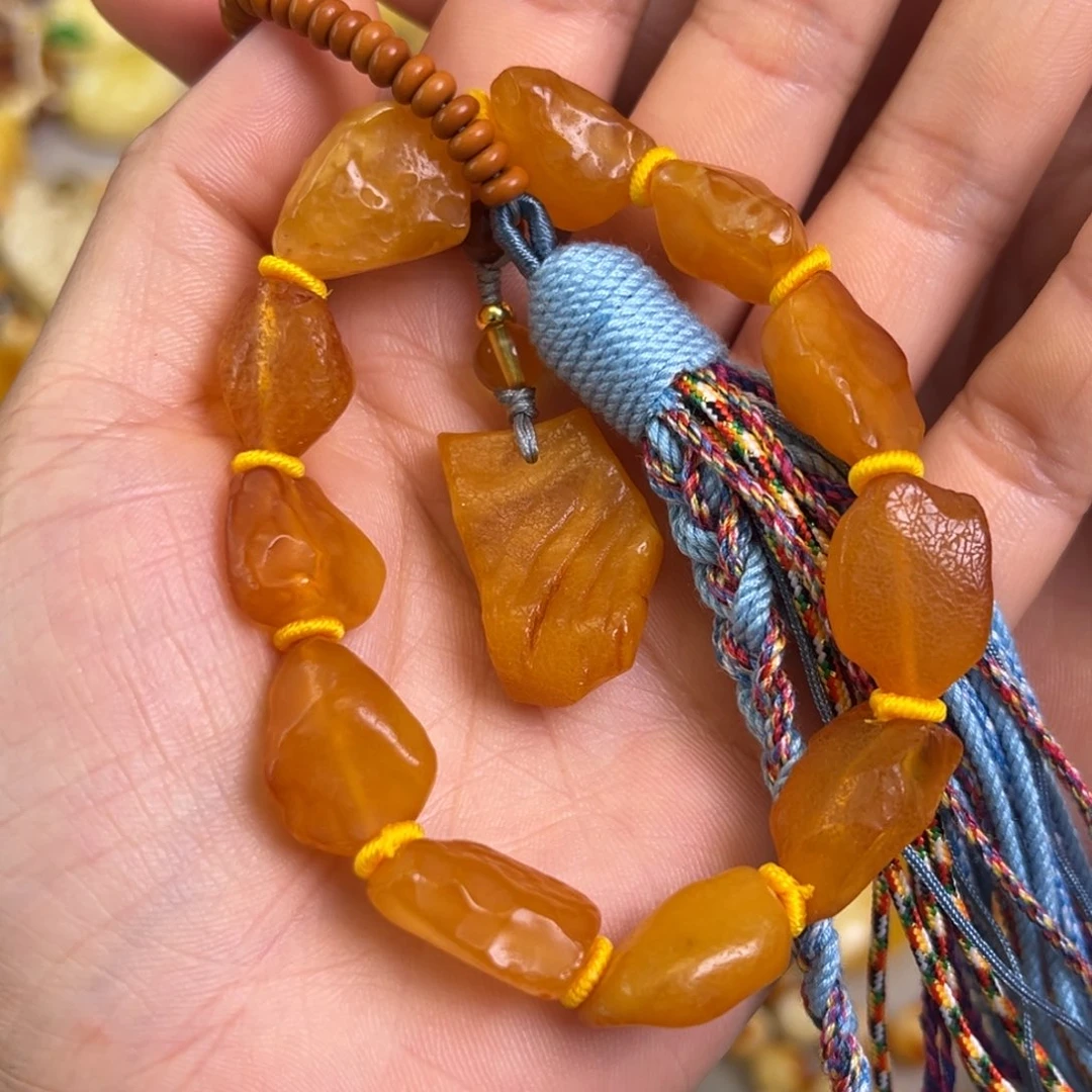 未镶嵌蜜蜡裸石蜜蜡