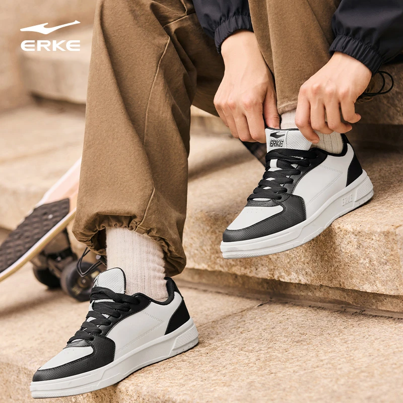 天和丨鸿星尔克2025新款情侣复古板鞋百搭小白鞋休闲滑板鞋潮鞋