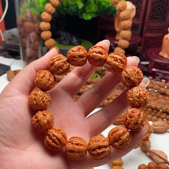 须***｀桃核手串粗筋龙脊背