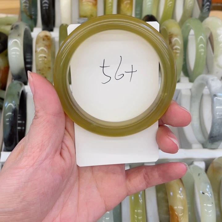 蛇纹石玉手镯未镶嵌寒*