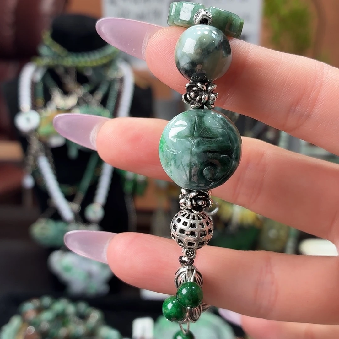 翡翠未镶嵌耳饰手串