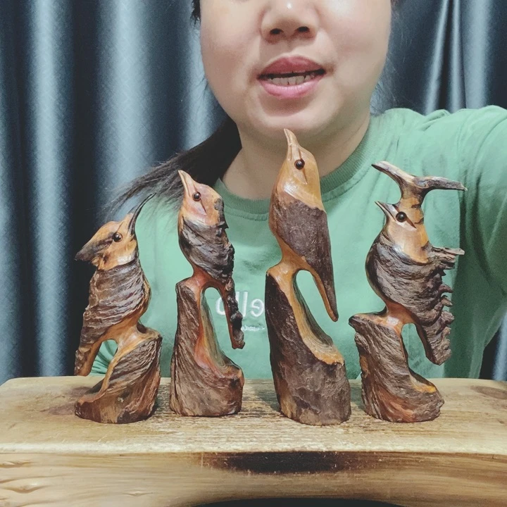 J*.百年树的设计风格