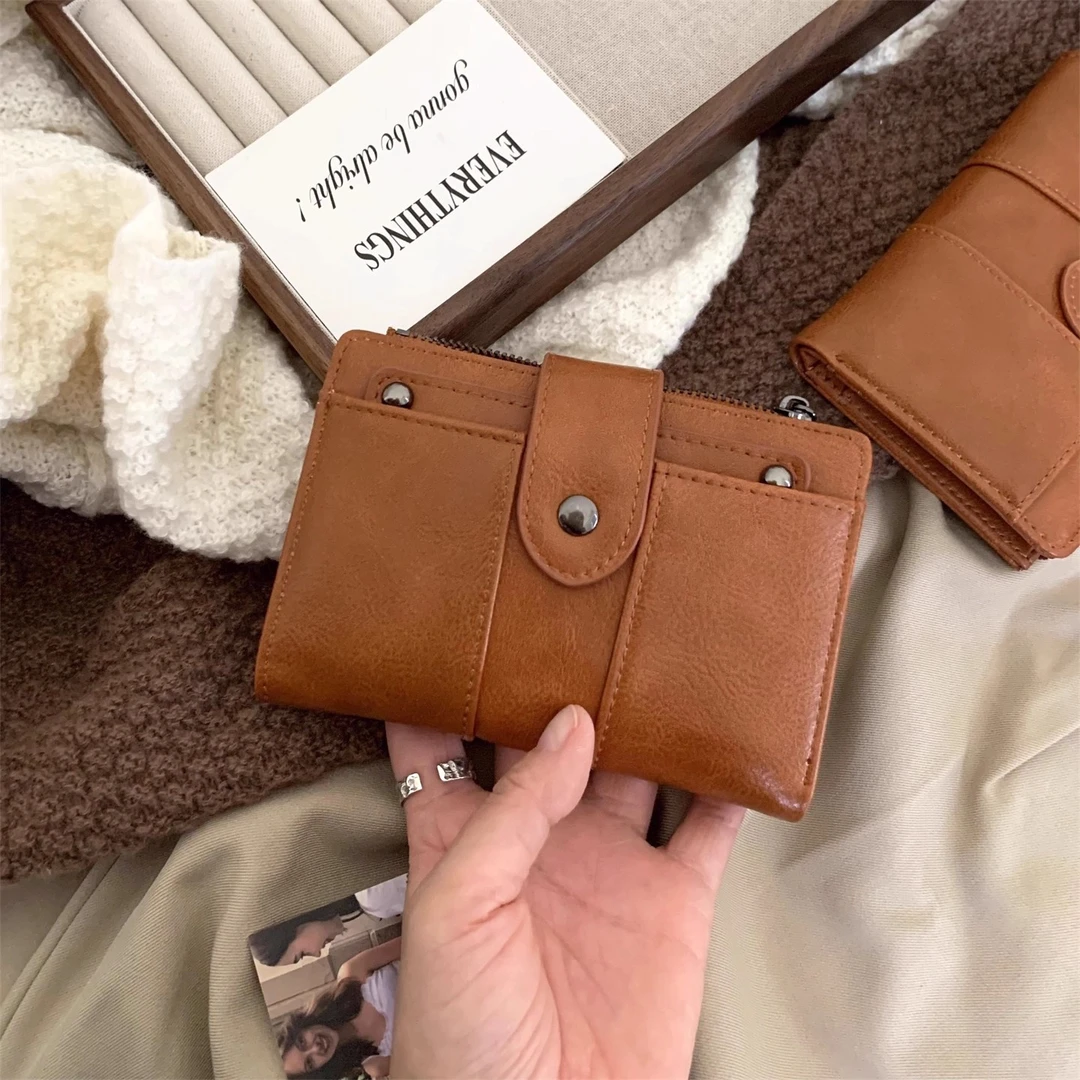 高级感钱包女短款复古小众简约时尚多功能折叠卡包证件拉链零钱夹