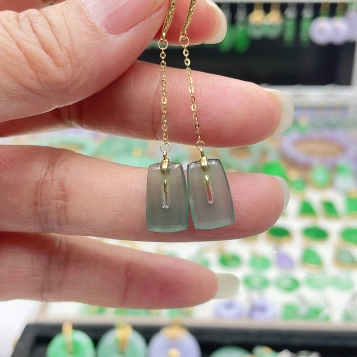 翡翠18K金镶嵌耳饰