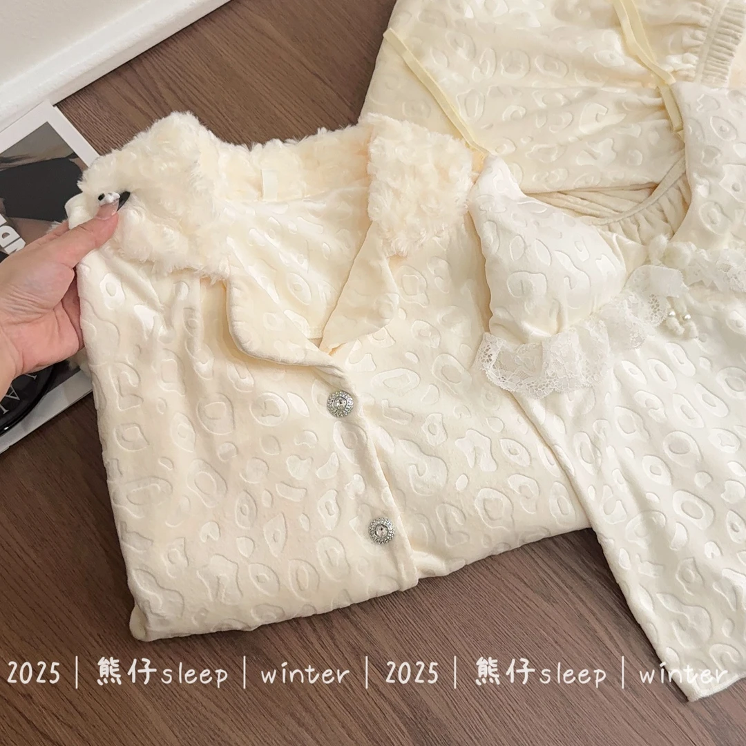 『风铃轻语』秋冬睡衣女海岛绒三件套吊带套装显瘦高级气质家居服