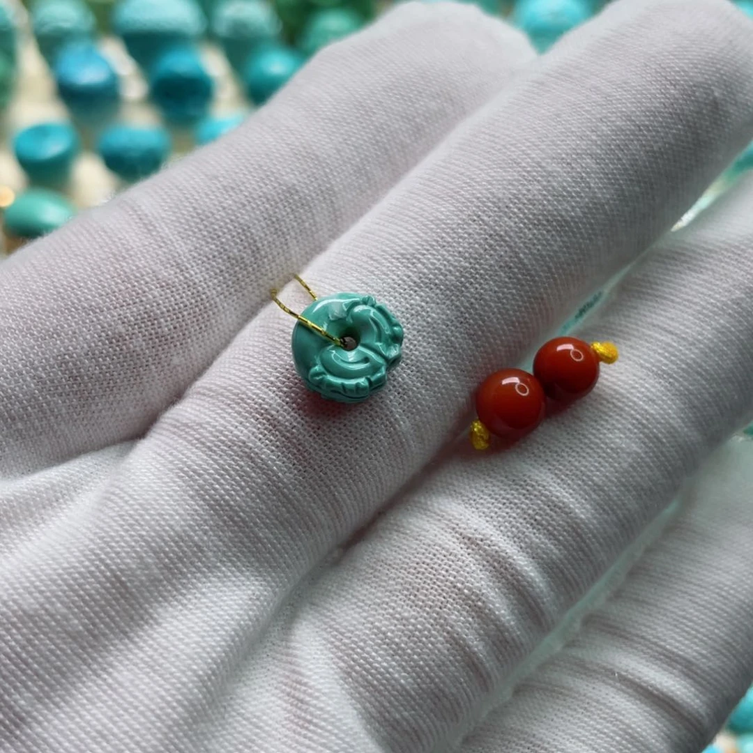 南红玛瑙颈饰未镶嵌