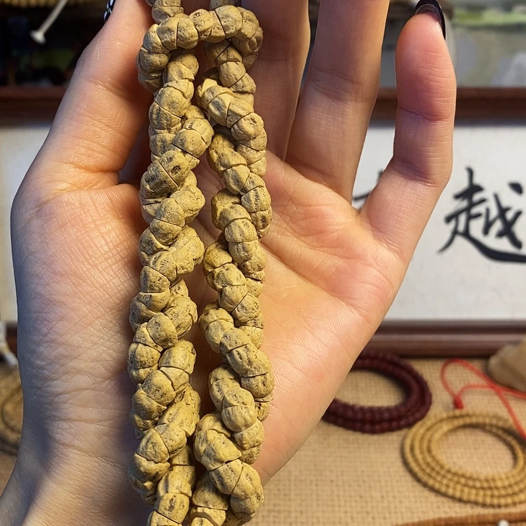 ****哈吊坠柏香籽/百香籽