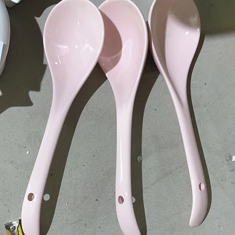 微瑕，不能明火，长度22厘米，4个粉勺