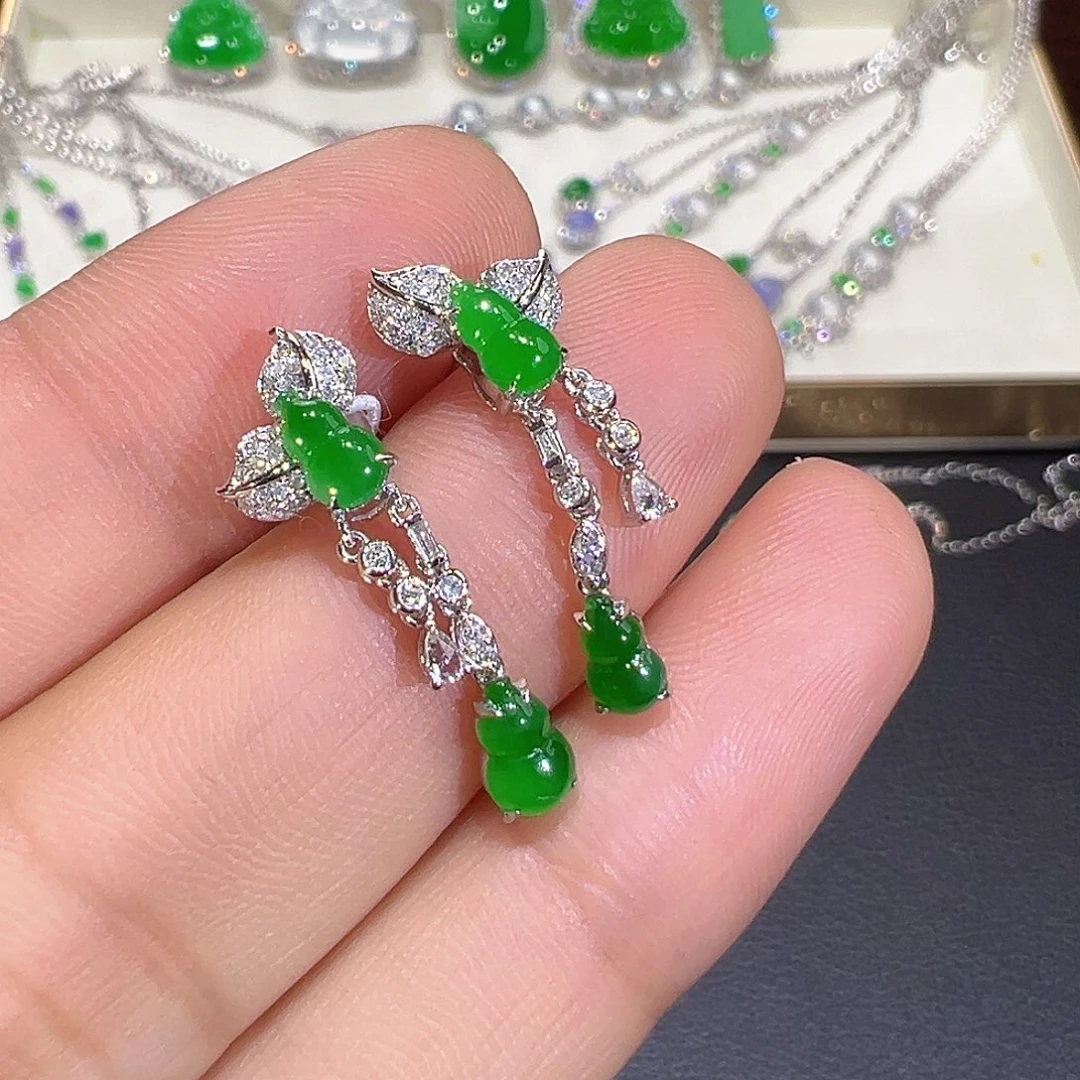 翡翠18K金镶嵌耳饰