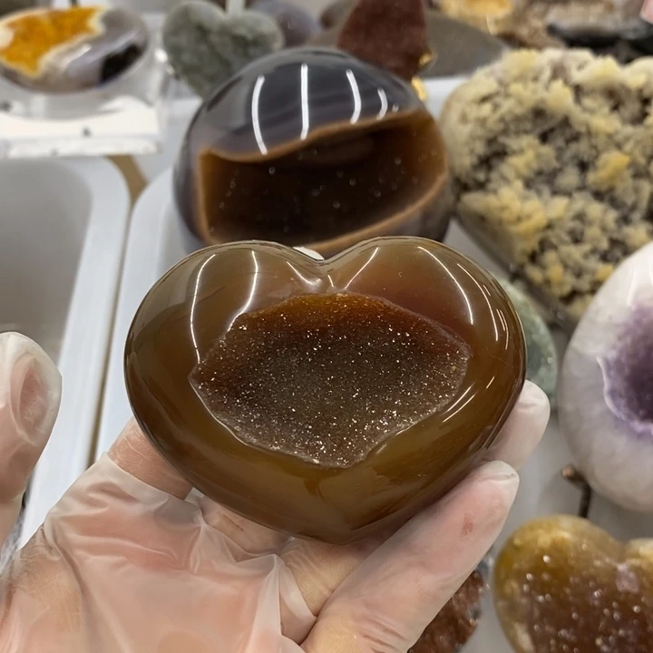 紫晶未镶嵌珠宝半成品