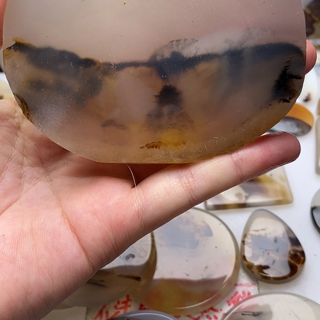 未镶嵌玛瑙/玉髓珠宝奇石百***℃