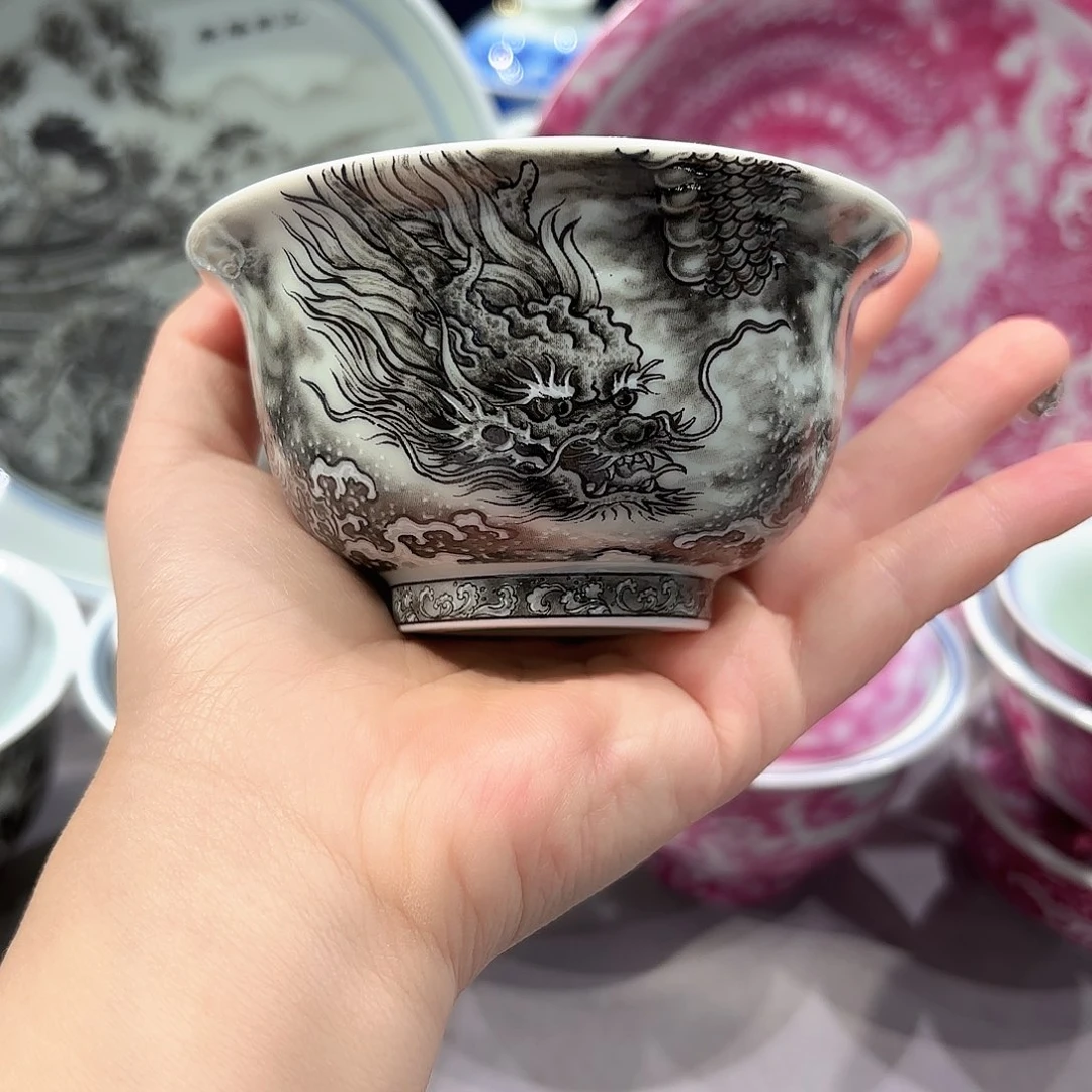 瓷片景德镇瓷器精品陈列