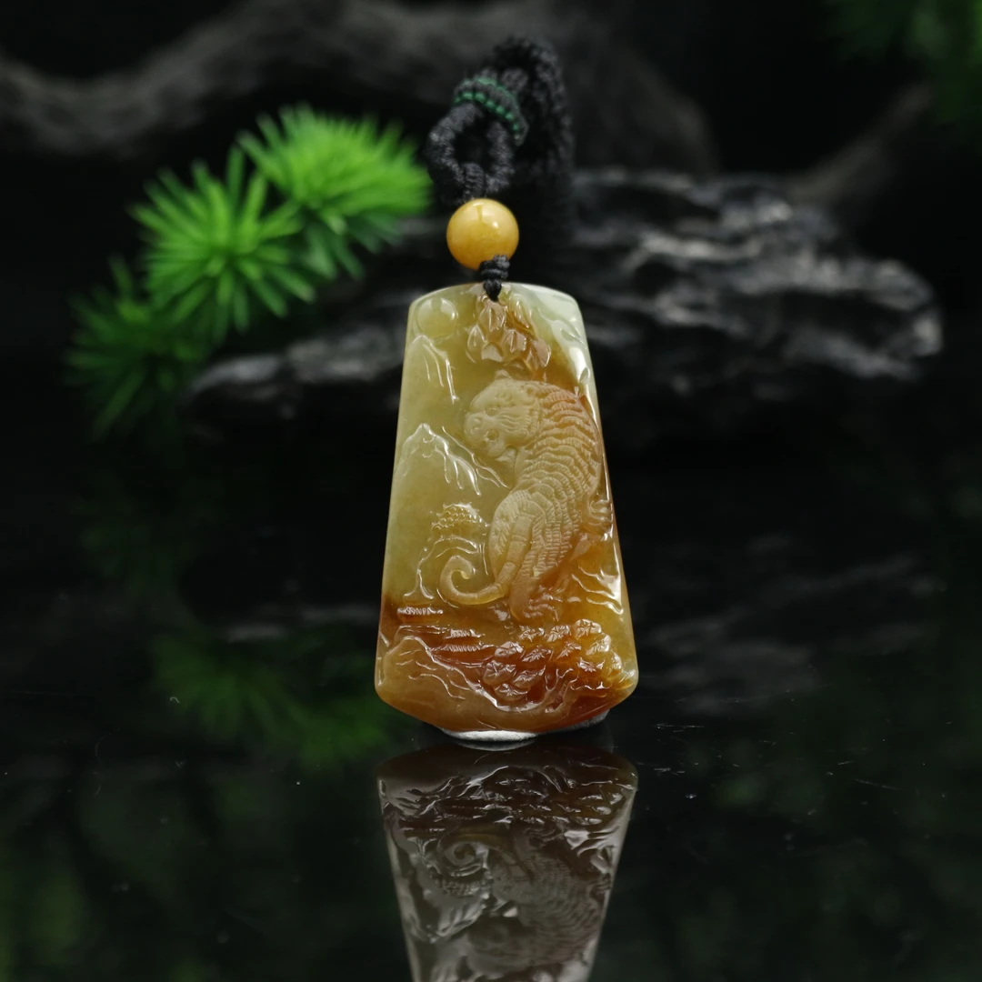 FC29天然缅甸翡翠A货黄翡上山虎/901037/保利厦门拍卖
