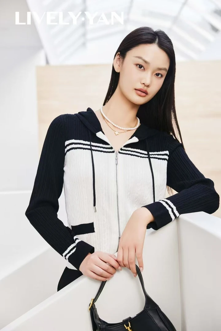 【俪妍】春款连帽针织衫撞色帽衫百搭衫经典拼色休闲