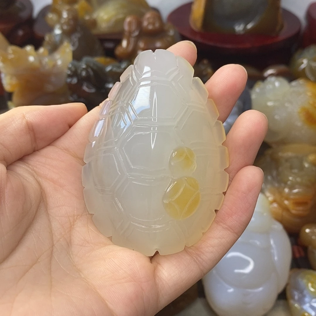 毛***荐玛瑙/玉髓手把件未镶嵌