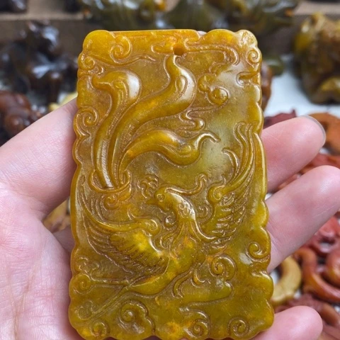 未镶嵌蛇纹石玉颈饰87