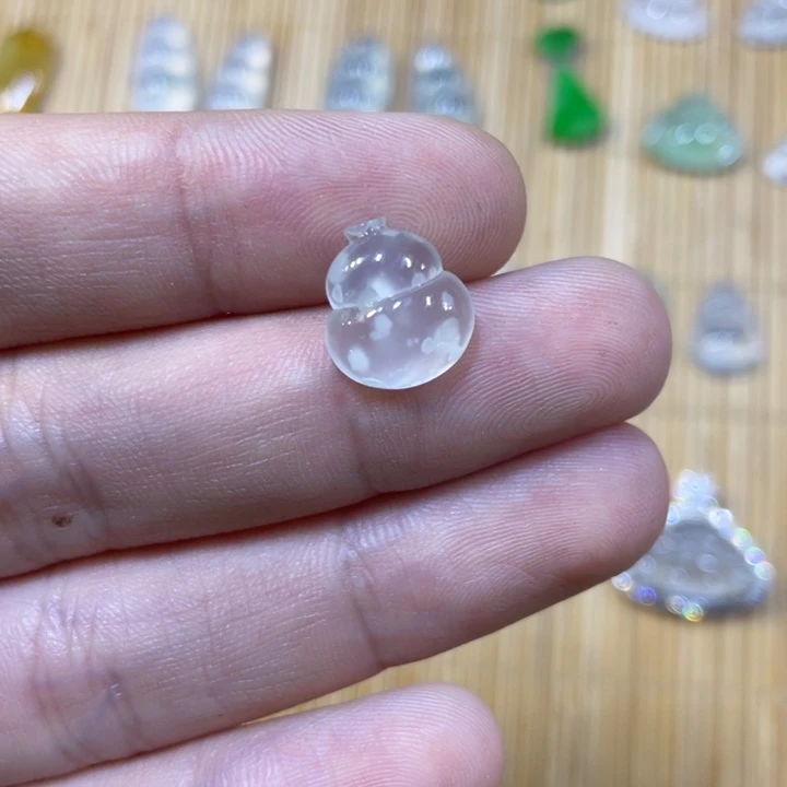 定制翡翠未镶嵌葫芦