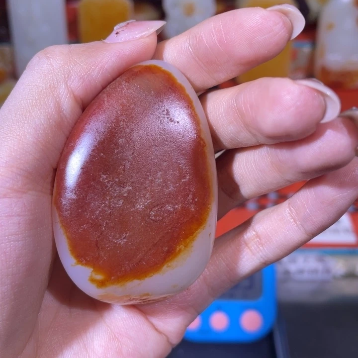 和田玉未镶嵌把件相****。