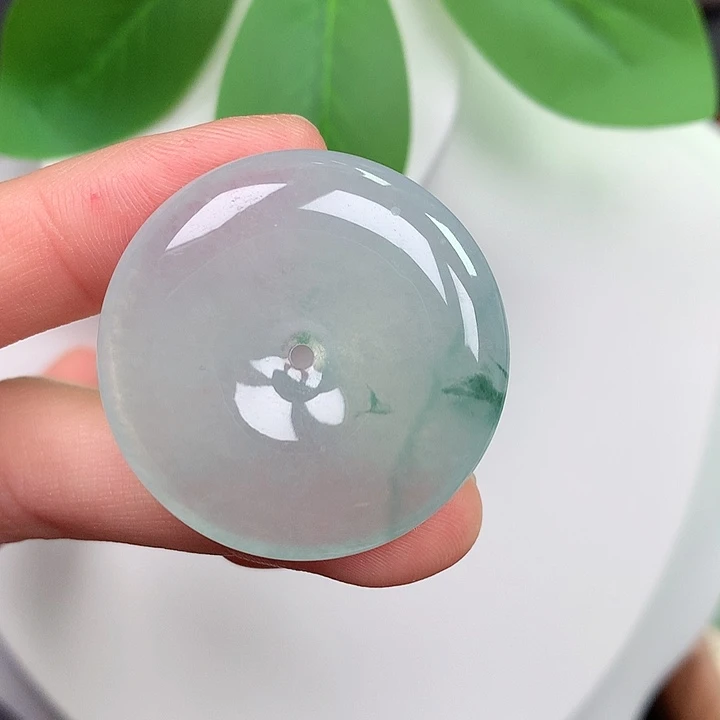 翡翠未镶嵌颈饰平安扣 33.4-6.2mm