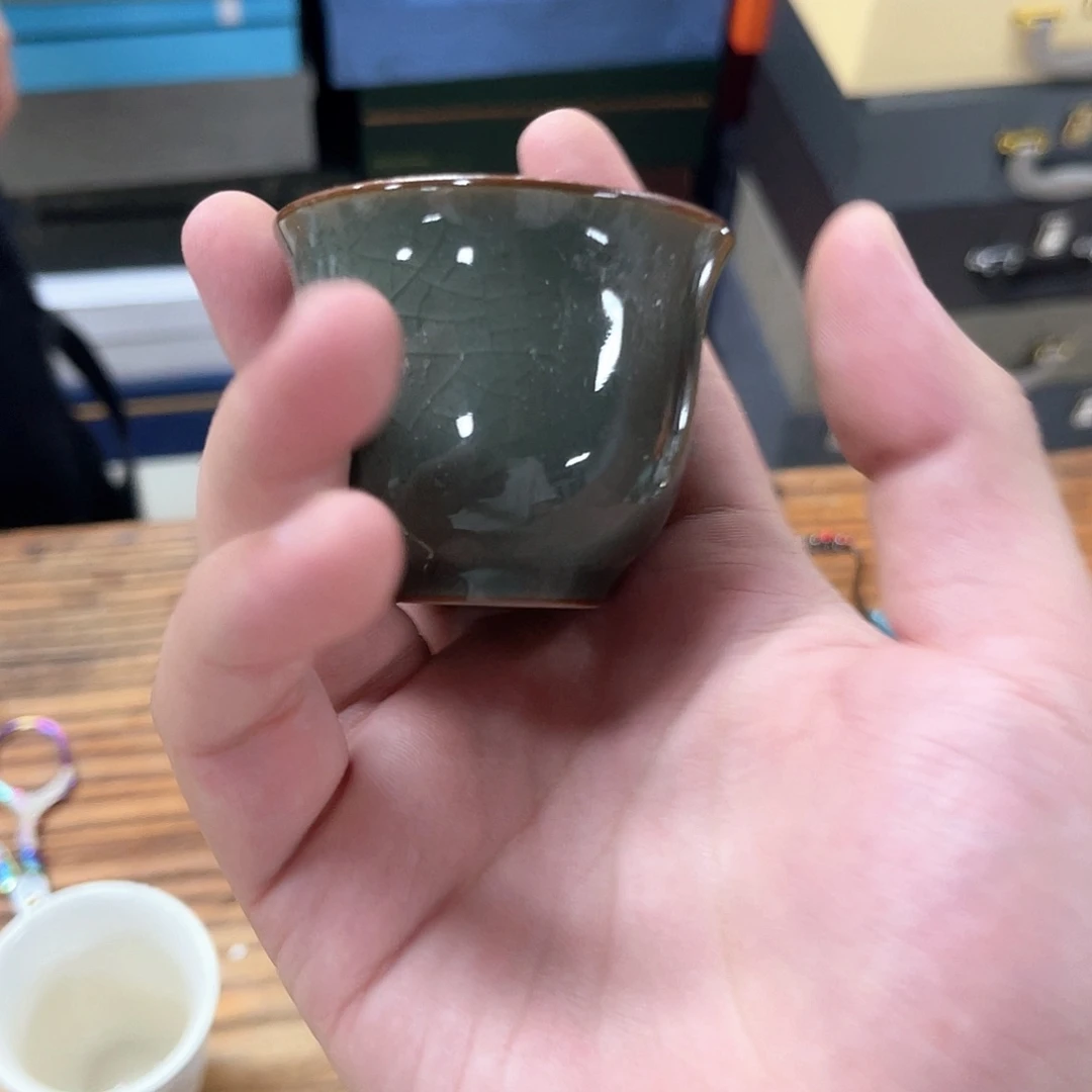 孤品茶具套装等。