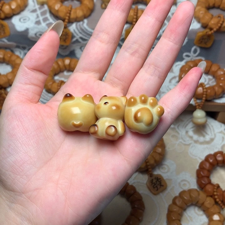 吊坠猴头核桃小熊柯基猫爪