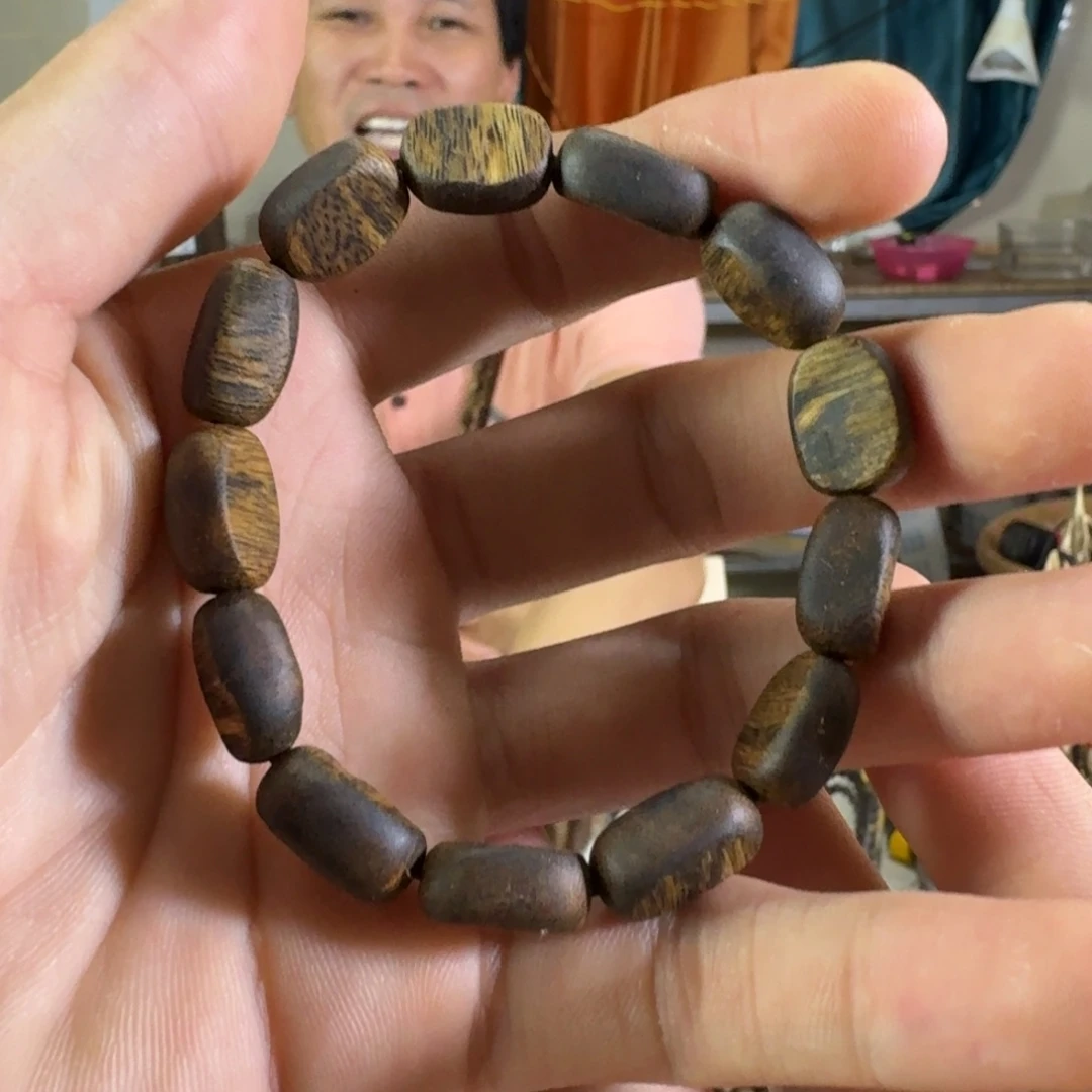 奇楠沉香高油99 0.8左右 6.9g