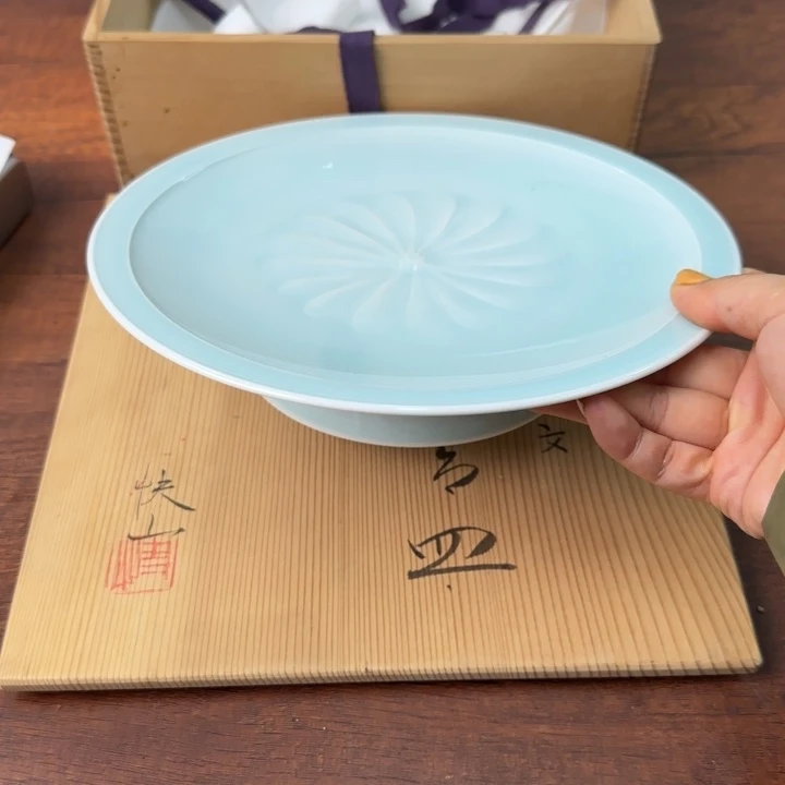 一个陶瓷物件哈哈哈哈哈