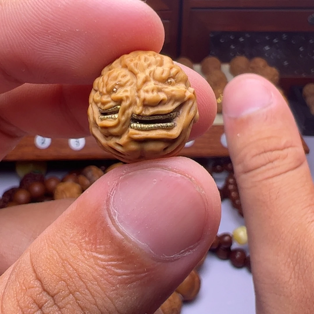 吊坠猴头核桃满镶嵌恶僧福利
