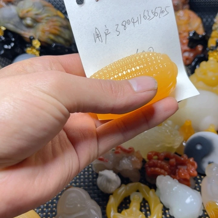 石英质玉把件未镶嵌