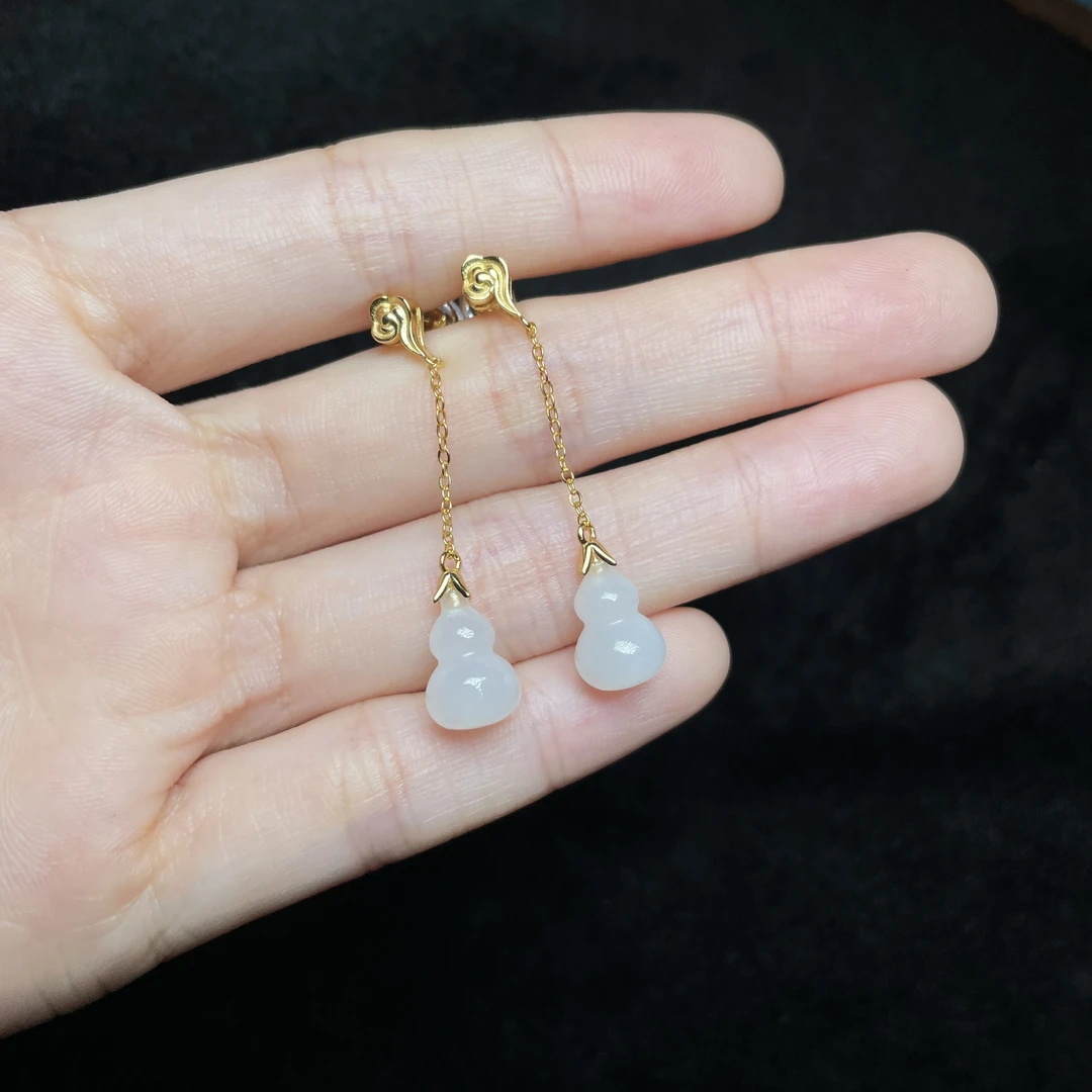 珠光宝气&和田玉葫芦耳钉约8mm