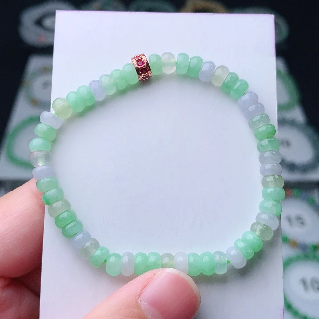 翡翠手串未镶嵌翡翠