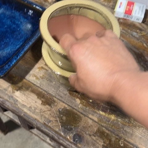 玩***志陶瓷材料，品相完好