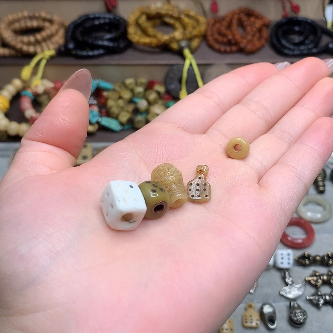 y***6核桃手串/手链小元素配饰