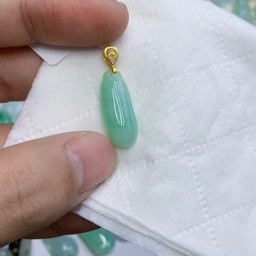 【闪购商品】颈饰未镶嵌翡翠