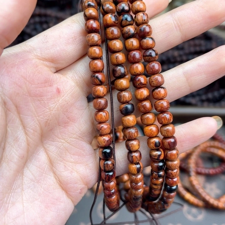 降真香其他5*6*108老型海南红降手串