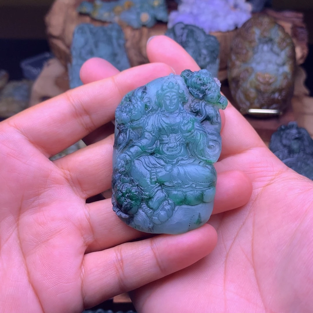 我***狂定制翡翠未镶嵌翡翠
