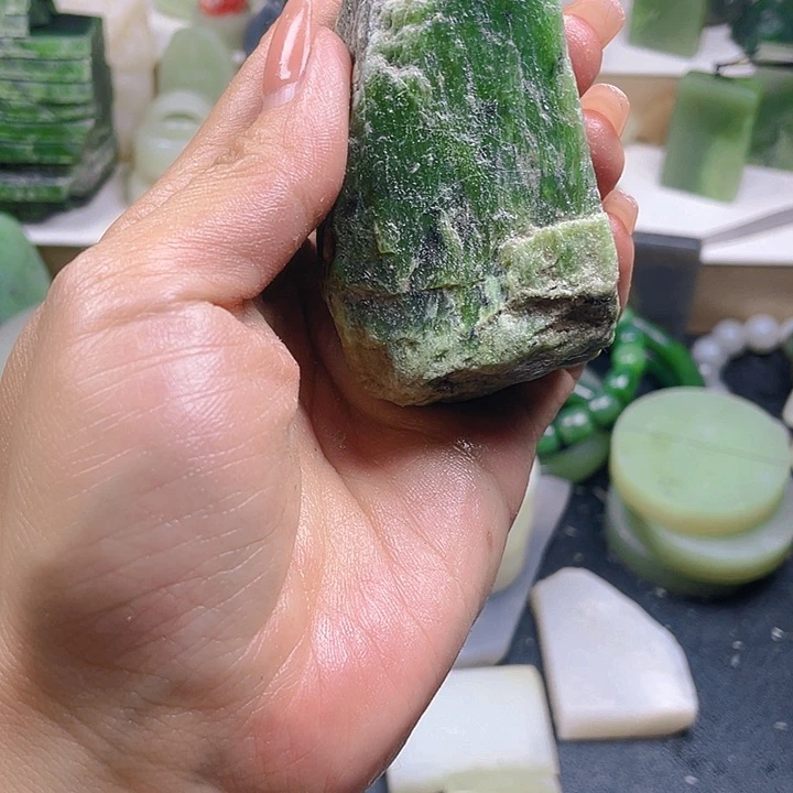 和田玉（糖玉）未镶嵌珠宝半成品