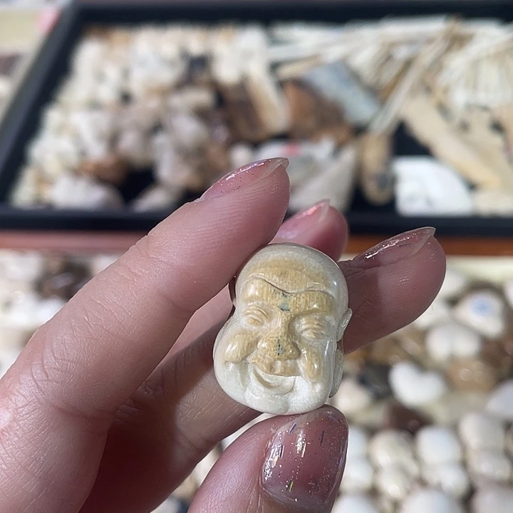 泥塑不打孔联系客服